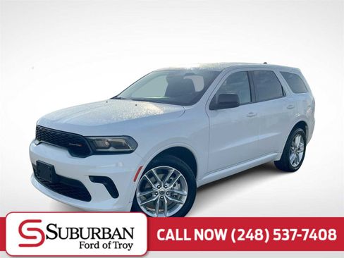 Used 2023 Dodge Durango GT image 1