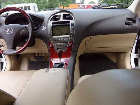 Used 2009 Lexus ES 350 FWD image 26