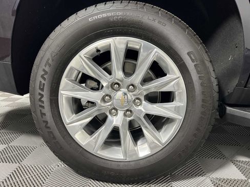 Used 2024 Chevrolet Tahoe Premier w/ Premium Package RWD image 18