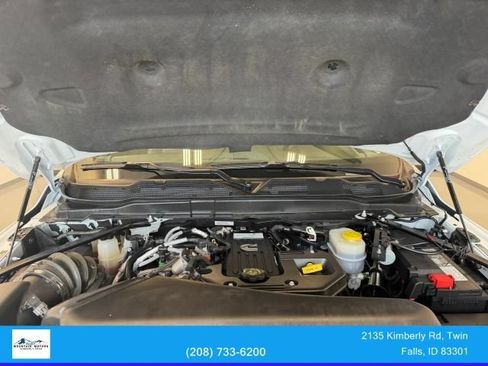 Used 2025 RAM 3500 Tradesman w/ Chrome Appearance Group AWD/4WD image 32