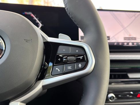 Used 2026 BMW 330i Sedan w/ M Sport Package RWD image 25