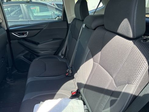 Used 2022 Subaru Forester Premium AWD/4WD image 4