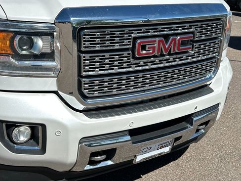 Used 2019 GMC Sierra 3500 Denali w/ Duramax Plus Package image 22