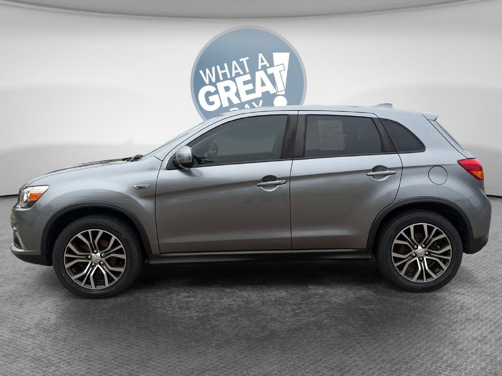 Used 2017 Mitsubishi Outlander Sport SE AWD/4WD image 7