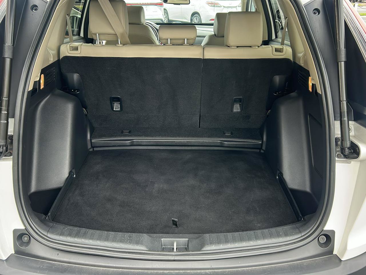 Used 2020 Honda CR-V Touring image 13