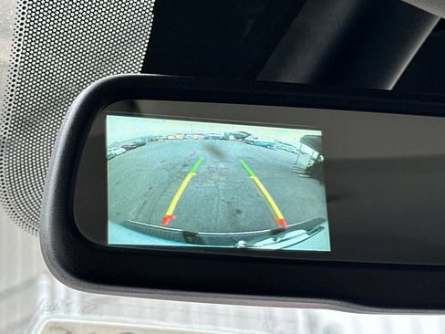 Used 2019 RAM 1500 Tradesman w/ Chrome Appearance Group image 18