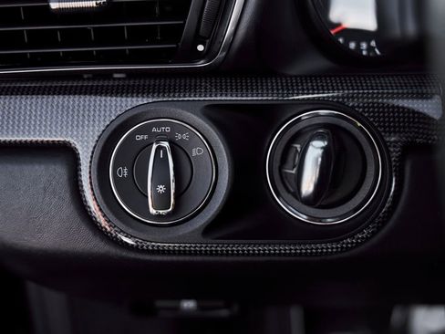 Used 2014 Porsche 911 Turbo S AWD/4WD image 45