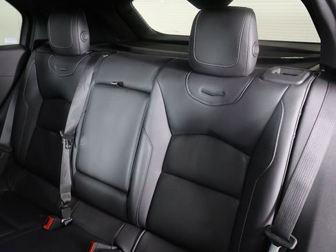 Used 2024 Cadillac XT4 Premium Luxury image 30