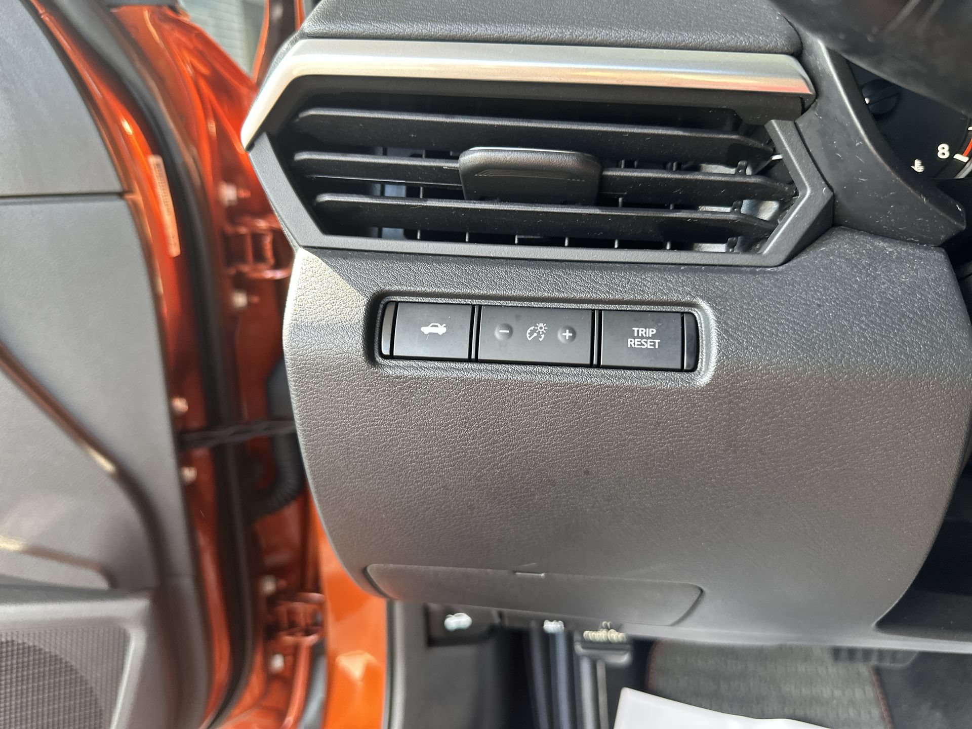 Used 2020 Nissan Altima 2.5 SR FWD image 17