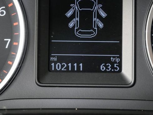 Used 2014 Volkswagen Tiguan SE image 8