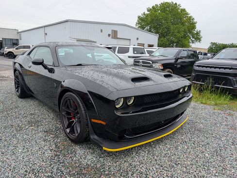 Used 2023 Dodge Challenger SRT Hellcat RWD image 7