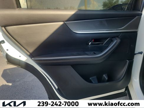 Used 2024 MAZDA CX-90 Plug-In Hybrid w/ Premium Pkg AWD/4WD image 10