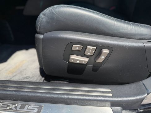 Used 2008 Lexus LS 460 RWD image 21