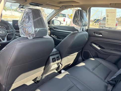 New 2025 Nissan Altima 2.5 SL image 22