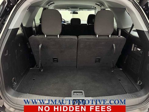 Used 2020 Ford Explorer XLT w/ Comfort Package image 17