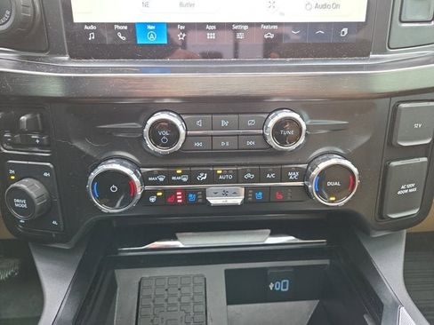 Used 2024 Ford F250 Lariat w/ Lariat Ultimate Package image 19