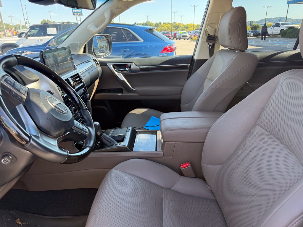 Used 2023 Lexus GX 460 Premium AWD/4WD image 9