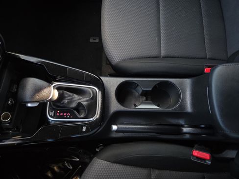 Used 2020 Kia Soul LX FWD image 19