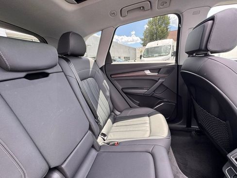 Used 2023 Audi Q5 2.0T Premium w/ Convenience Package AWD/4WD image 22