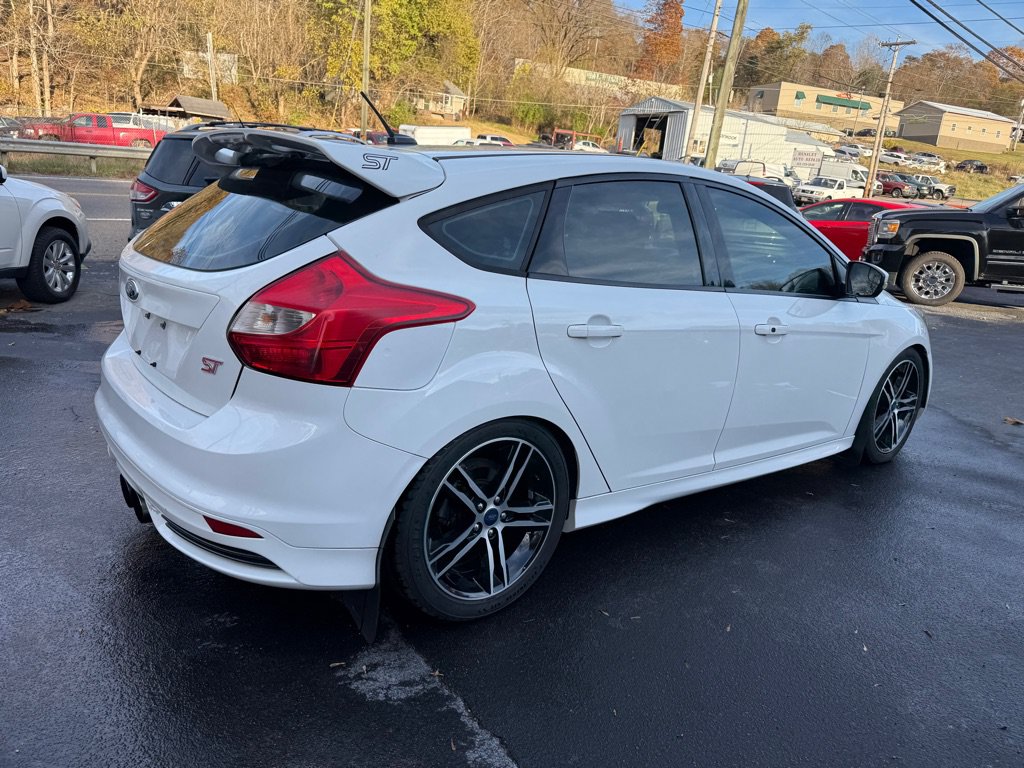 Used 2014 Ford Focus ST FWD image 12