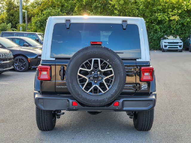 New 2027 Jeep Wrangler Unlimited Sahara AWD/4WD image 5