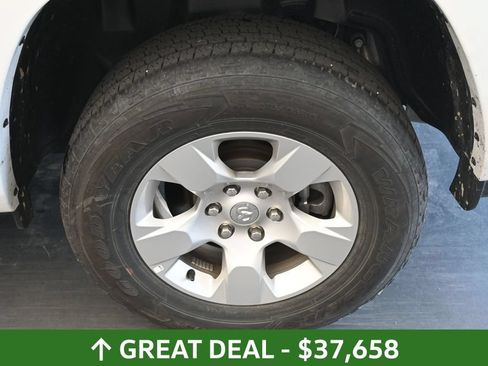 Used 2025 RAM 1500 Big Horn AWD/4WD image 15