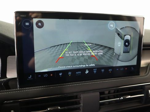 New 2026 Lincoln Corsair Premiere image 6