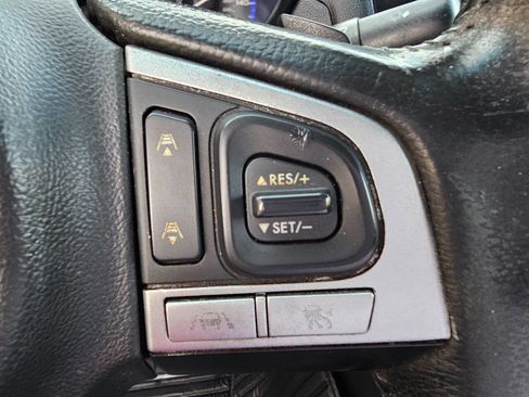 Used 2017 Subaru Legacy 3.6R Limited image 22