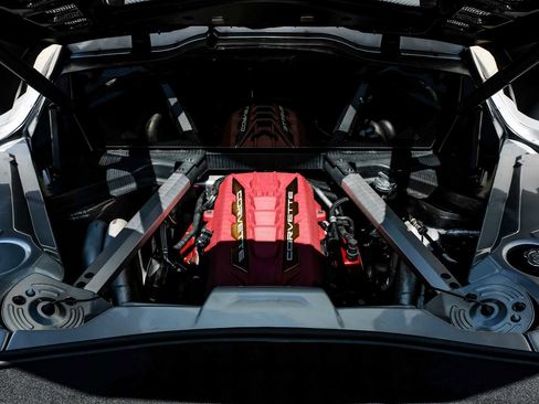 Used 2020 Chevrolet Corvette Stingray Preferred Cpe w/ 2LT Preferred Equipment Group RWD image 44