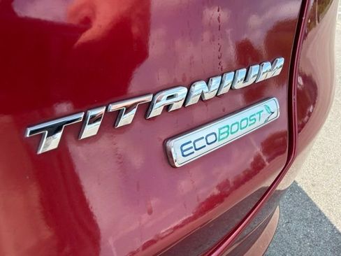 Used 2016 Ford Fusion Titanium FWD image 9