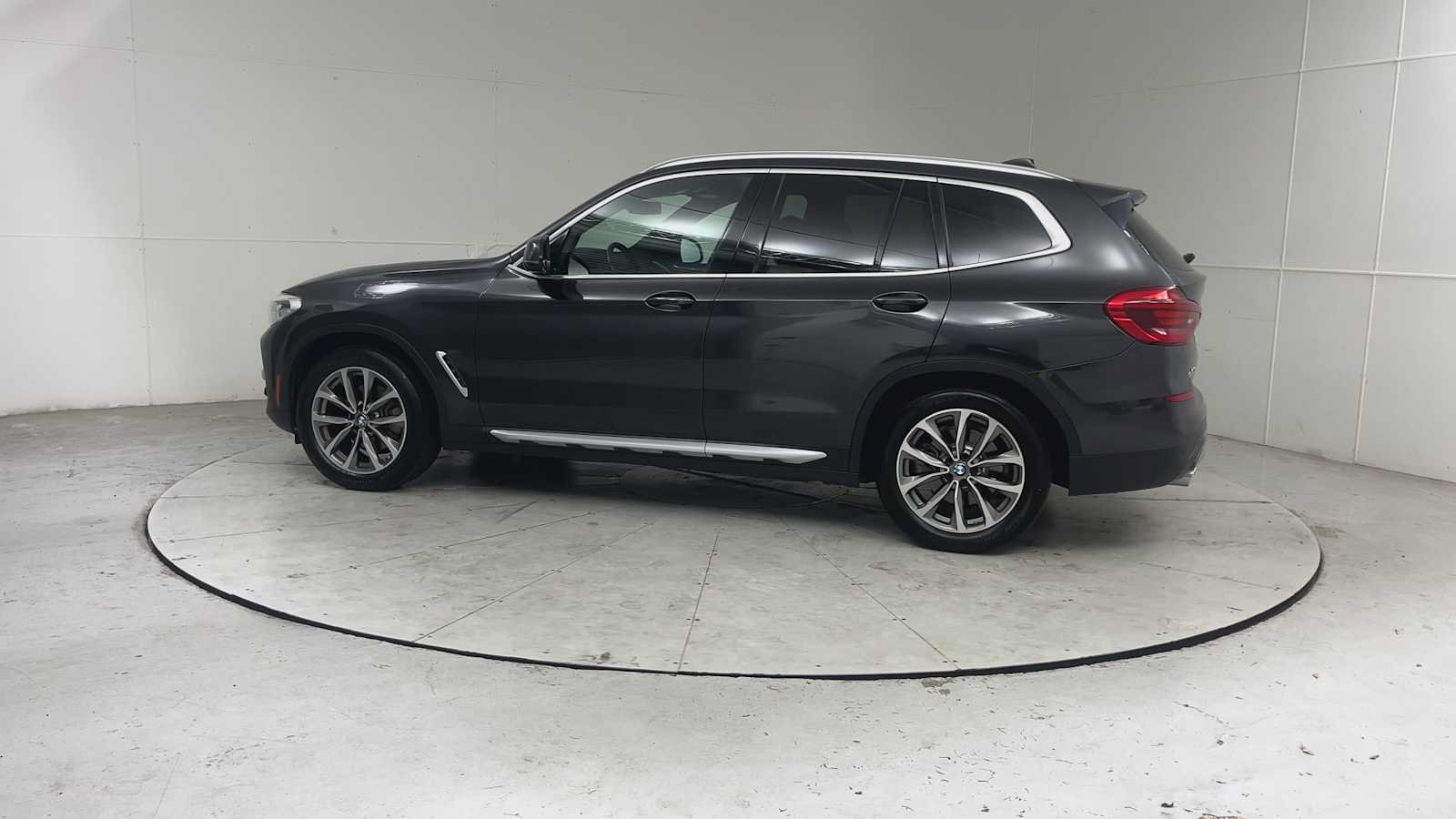 Used 2019 BMW X3 xDrive30i w/ Convenience Package AWD/4WD image 4