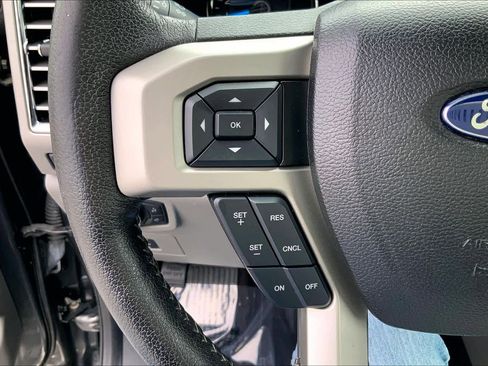 Used 2016 Ford F150 Lariat w/ Equipment Group 502A Luxury image 23