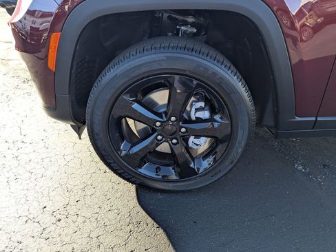 New 2025 Jeep Grand Cherokee L Altitude image 26