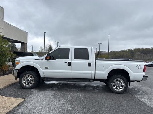 Used 2014 Ford F250 XLT w/ XLT Interior Package AWD/4WD image 1