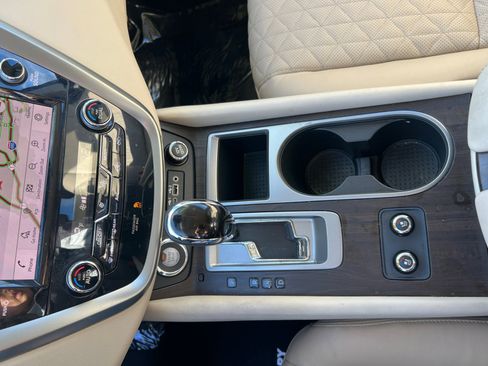 Used 2023 Nissan Murano Platinum w/ Cargo Package image 13