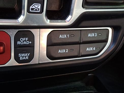 Used 2024 Jeep Wrangler Unlimited Rubicon 4xe AWD/4WD image 25