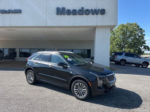 Used 2025 Cadillac XT4 Premium Luxury FWD image 1