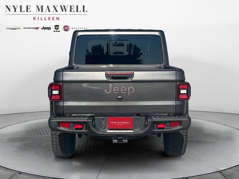 New 2025 Jeep Gladiator Rubicon w/ Convenience Group image 15