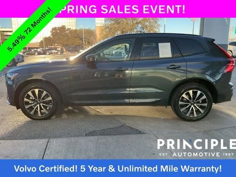 Certified 2025 Volvo XC60 B5 Core image 9