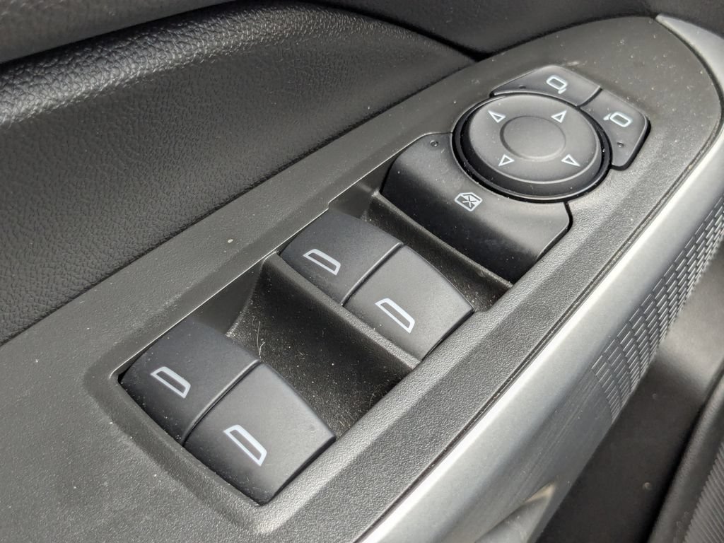 Used 2025 Chevrolet Trax LS w/ Driver Confidence Package FWD image 23