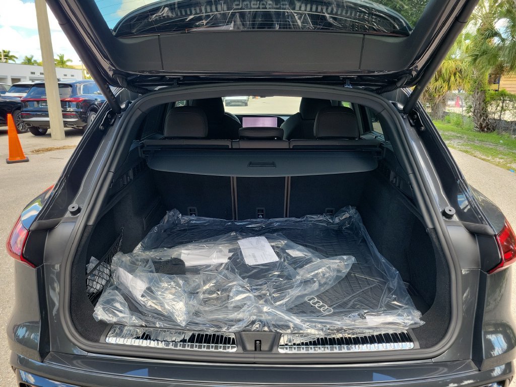 New 2026 Audi Q5 Premium Plus AWD/4WD image 13