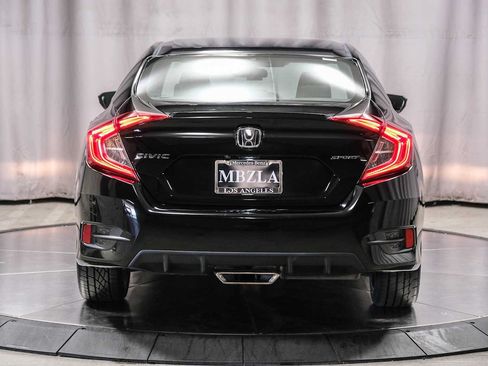 Used 2019 Honda Civic Sport image 3