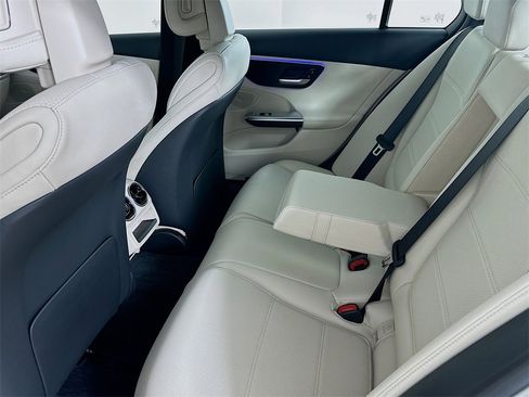 Used 2024 Mercedes-Benz C 300 Sedan image 14
