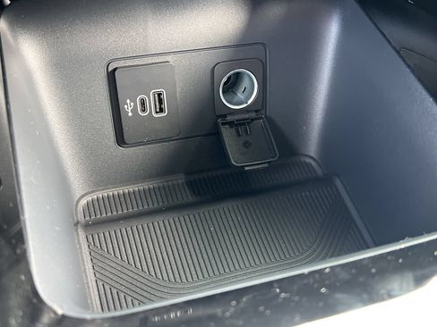 New 2026 Ford Explorer Platinum RWD image 7
