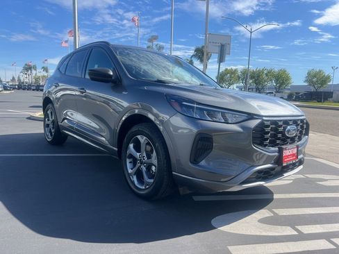 Used 2024 Ford Escape ST-Line image 7