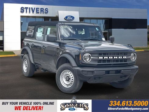 New 2025 Ford Bronco Base image 1