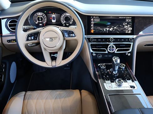 New 2026 Bentley Flying Spur Plug-In Hybrid AWD/4WD image 16