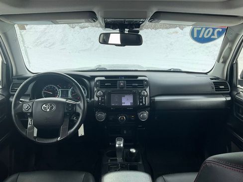 Used 2017 Toyota 4Runner TRD Off-Road Premium image 3