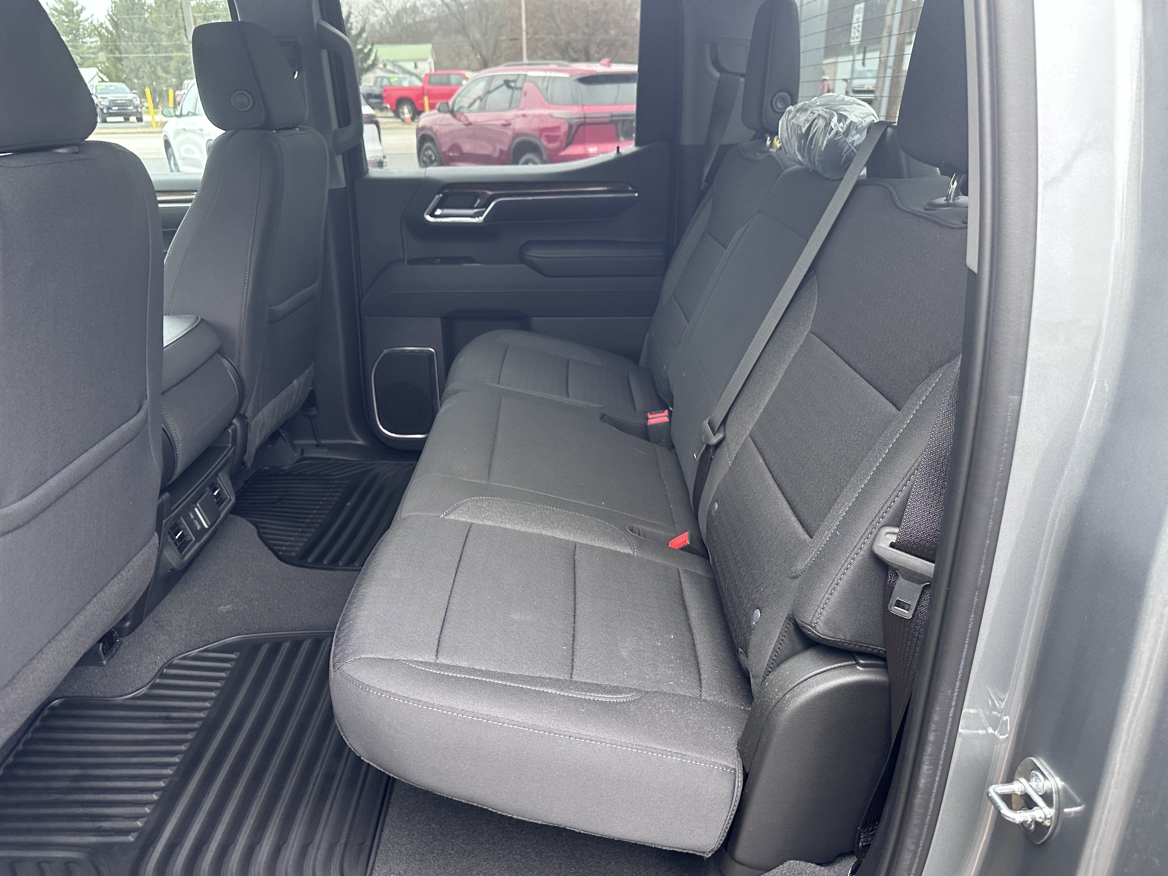 Used 2023 Chevrolet Silverado 1500 LT RWD image 11