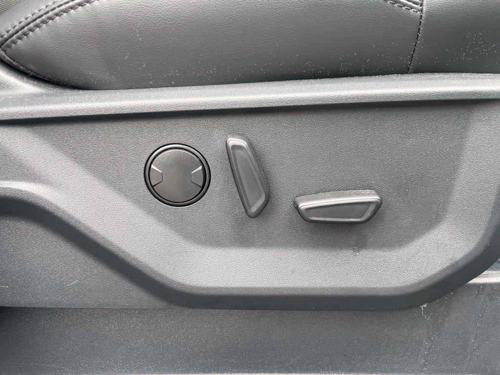 Used 2025 Ford Expedition Tremor AWD/4WD image 64